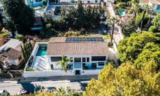 Villa de lujo contemporánea y sostenible con piscina privada en venta en Nueva Andalucía, Marbella 66860 