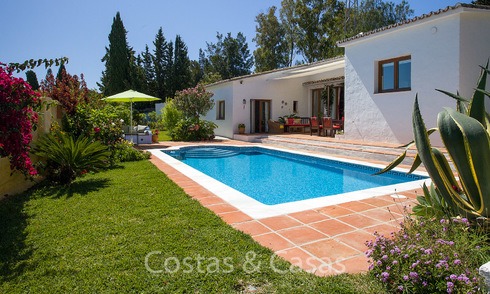 Acogedora villa rústica en el campo en venta, con preciosas vistas a la montaña, Estepona Este - Marbella 6392