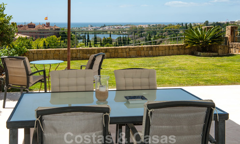 Moderno apartamento en primera línea de golf con preciosas vistas al golf y al mar en venta en Los Flamingos Golf en Marbella - Benahavis 25129