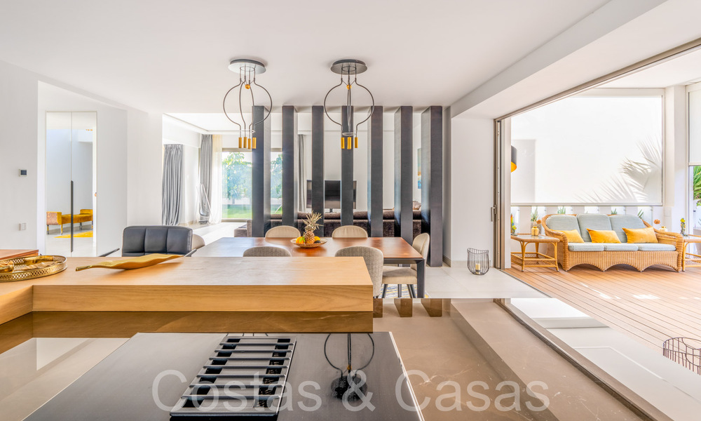 Villa de lujo ultramoderna, lista para entrar a vivir, en venta con vistas al mar en Marbella - Benahavis 68146