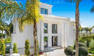 Modernas villas de estilo vanguardista en venta en la prestigiosa Milla de Oro de Marbella 69660 