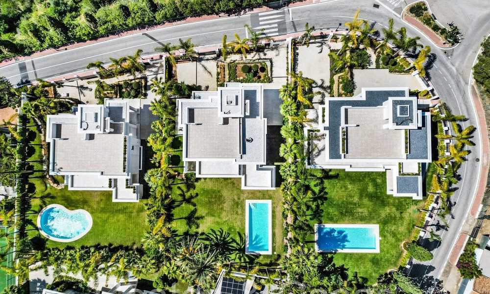 Modernas villas de estilo vanguardista en venta en la prestigiosa Milla de Oro de Marbella 69672
