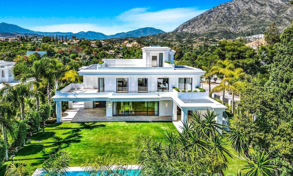 Modernas villas de estilo vanguardista en venta en la prestigiosa Milla de Oro de Marbella 69673