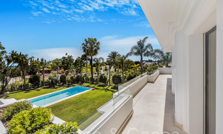 Modernas villas de estilo vanguardista en venta en la prestigiosa Milla de Oro de Marbella 69699 