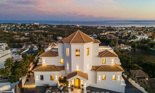 Exclusiva villa de diseño con vistas panorámicas al mar en venta en un resort de golf de cinco estrellas en Marbella - Benahavis 74770 