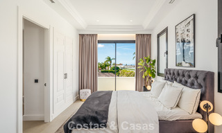 Exclusiva villa de diseño con vistas panorámicas al mar en venta en un resort de golf de cinco estrellas en Marbella - Benahavis 74797 