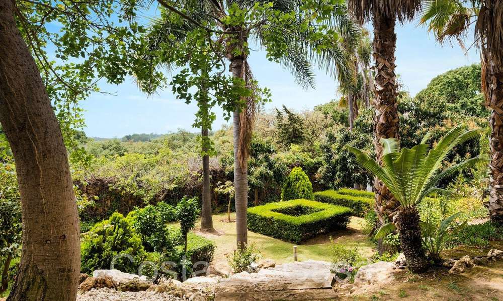 Espaciosa villa de lujo en venta con amplio jardín privado al este de Marbella centro 68886