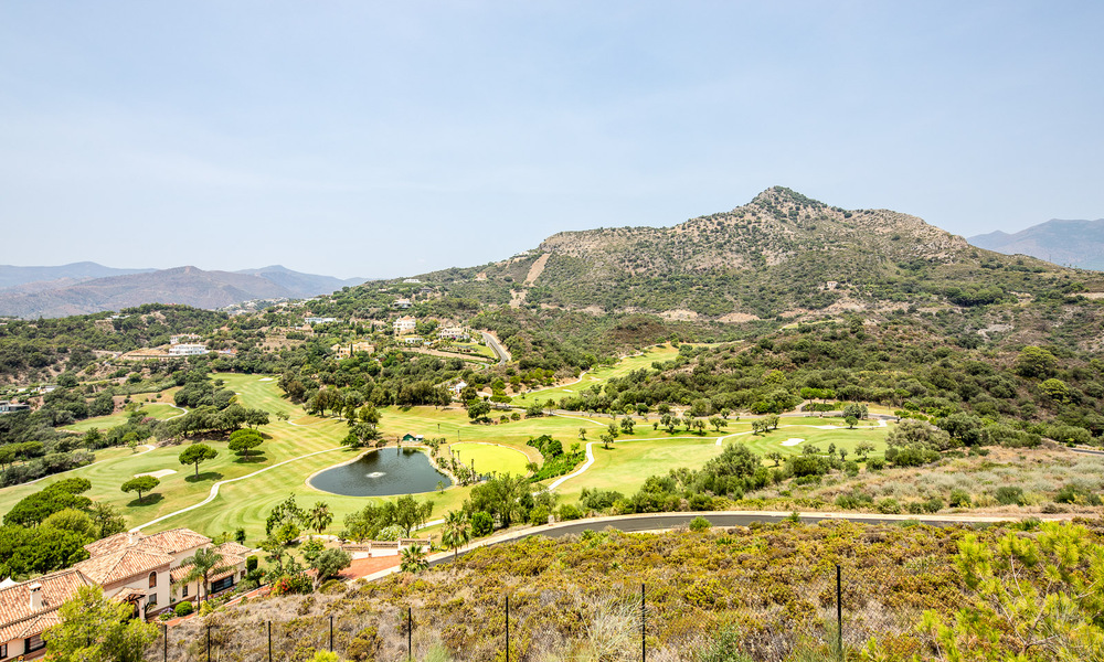 Villa de lujo ultramoderna en venta en primera línea de golf en el prestigioso Marbella Club Golf Resort en Benahavis 56139