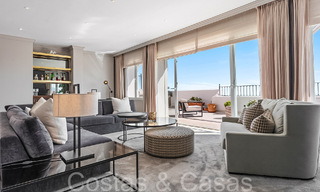 Ático en venta con vistas panorámicas al mar en las colinas de Marbella - Benahavis 67388 