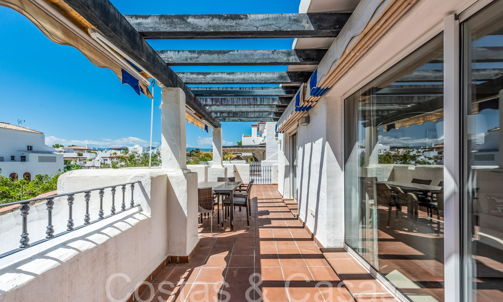 Ático a dos pasos de la playa en venta a poca distancia del centro en San Pedro, Marbella 67697