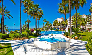 Sofisticado apartamento reformado en venta en Las Dunas Park, un exclusivo resort de playa entre Marbella y Estepona 67963 