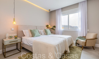 Elegante ático con preciosas vistas en venta en un exclusivo complejo de golf en Mijas, Costa del Sol 68270 