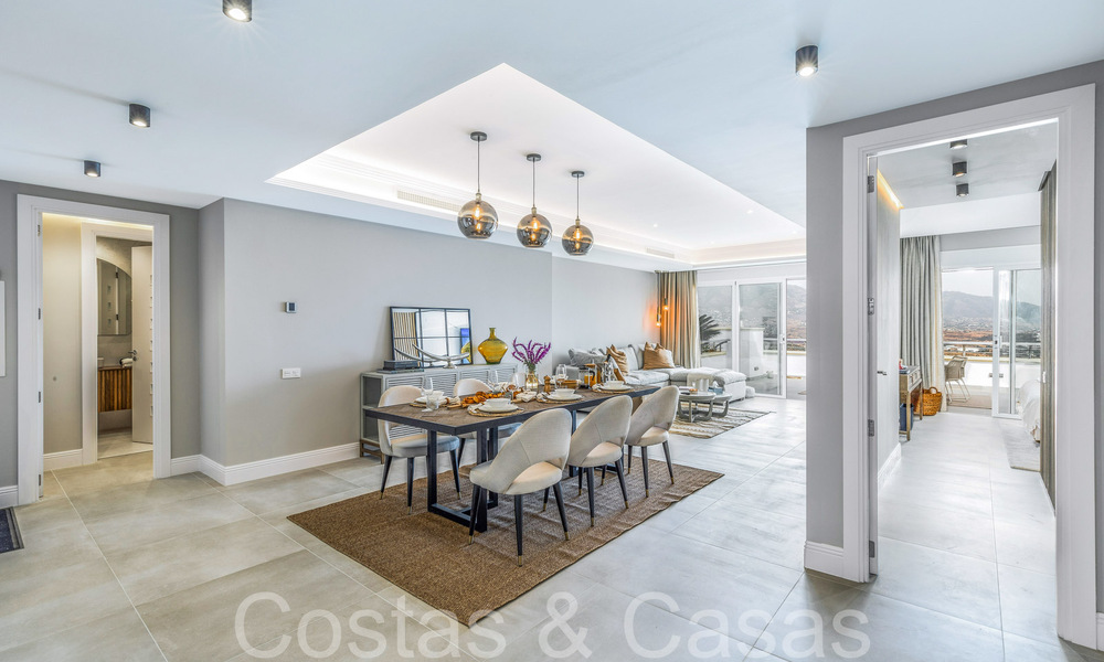 Elegante ático con preciosas vistas en venta en un exclusivo complejo de golf en Mijas, Costa del Sol 68275