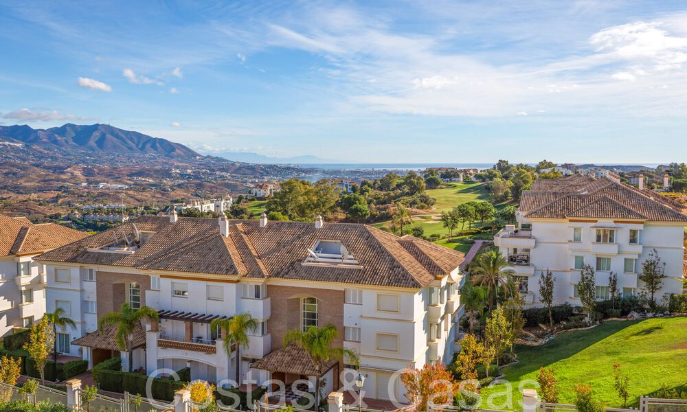 Elegante ático con preciosas vistas en venta en un exclusivo complejo de golf en Mijas, Costa del Sol 68303