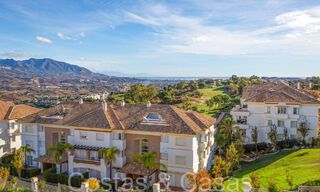 Elegante ático con preciosas vistas en venta en un exclusivo complejo de golf en Mijas, Costa del Sol 68303 