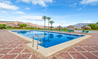 Elegante ático con preciosas vistas en venta en un exclusivo complejo de golf en Mijas, Costa del Sol 68307 