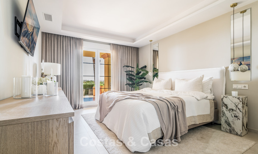 Apartamento de lujo en venta a poca distancia de Puerto Banús y la playa en Nueva Andalucía, Marbella 67861