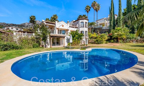 Lista para entrar a vivir, villa de lujo andaluza en venta, en la prestigiosa Cascada de Camojan en Marbella 68242