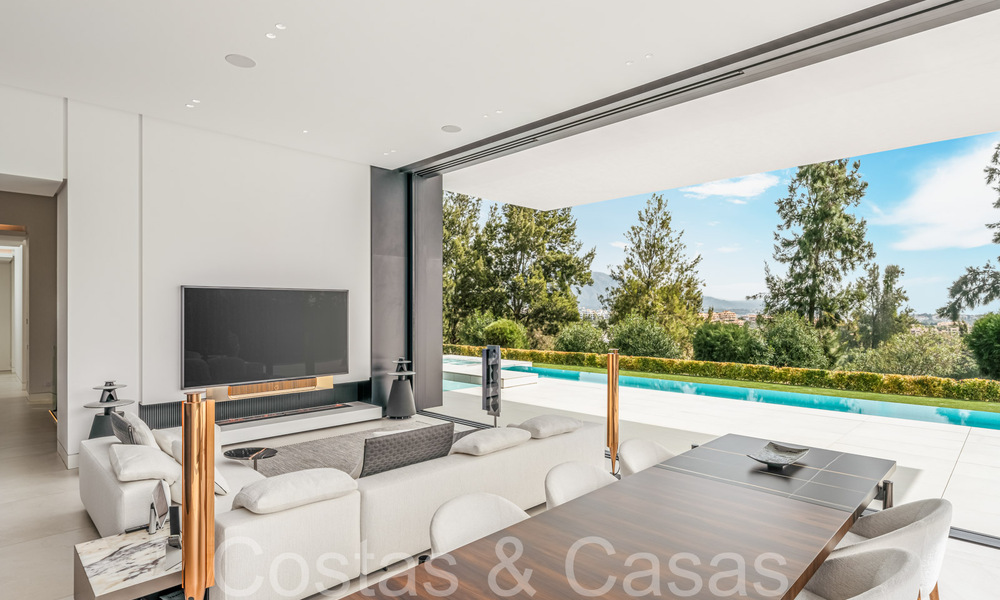 Villa moderna de lujo de una sola planta en venta directamente en el campo de golf en Benahavis - Marbella 68462