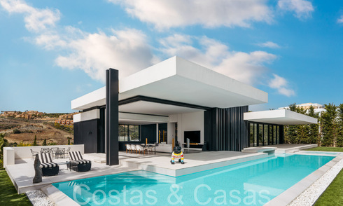 Villa moderna de lujo de una sola planta en venta directamente en el campo de golf en Benahavis - Marbella 68469