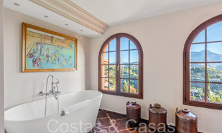 Majestuosa villa andaluza de lujo en venta rodeada de naturaleza en El Madroñal, Benahavis - Marbella 68507 