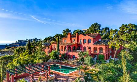 Majestuosa villa andaluza de lujo en venta rodeada de naturaleza en El Madroñal, Benahavis - Marbella 68513