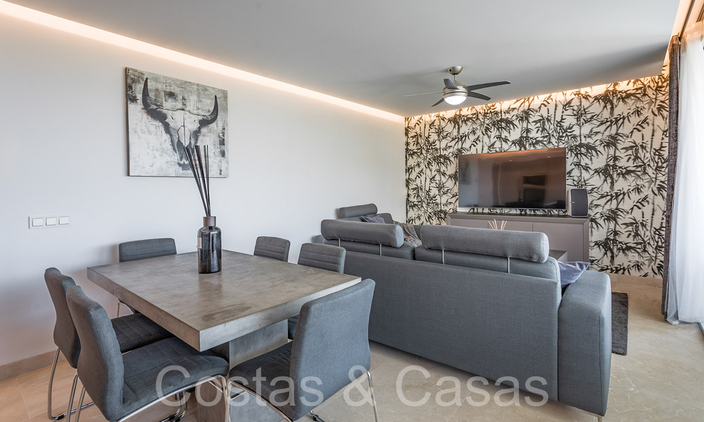 Listo para entrar a vivir, moderno apartamento en venta con vistas panorámicas en el exclusivo Benahavis - Marbella 68526