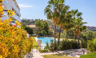 Listo para entrar a vivir, moderno apartamento en venta con vistas panorámicas en el exclusivo Benahavis - Marbella 68537 