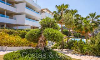 Listo para entrar a vivir, moderno apartamento en venta con vistas panorámicas en el exclusivo Benahavis - Marbella 68538 