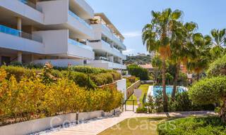 Listo para entrar a vivir, moderno apartamento en venta con vistas panorámicas en el exclusivo Benahavis - Marbella 68539 