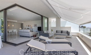 Apartamento de diseño moderno, listo para entrar a vivir, en venta cerca del campo de golf en el triángulo dorado de Marbella - Benahavis - Estepona 68774 