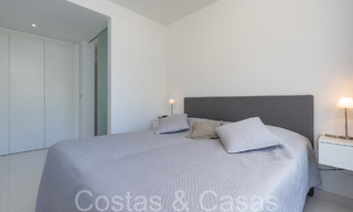 Apartamento de diseño moderno, listo para entrar a vivir, en venta cerca del campo de golf en el triángulo dorado de Marbella - Benahavis - Estepona 68782 