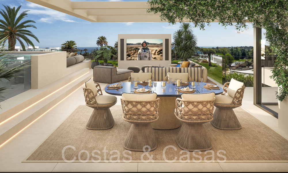 ¡Reventa! Casa de diseño ultramoderna en venta en un complejo privilegiado en la Milla de Oro de Marbella 69084