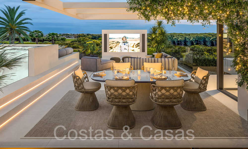 ¡Reventa! Casa de diseño ultramoderna en venta en un complejo privilegiado en la Milla de Oro de Marbella 69090