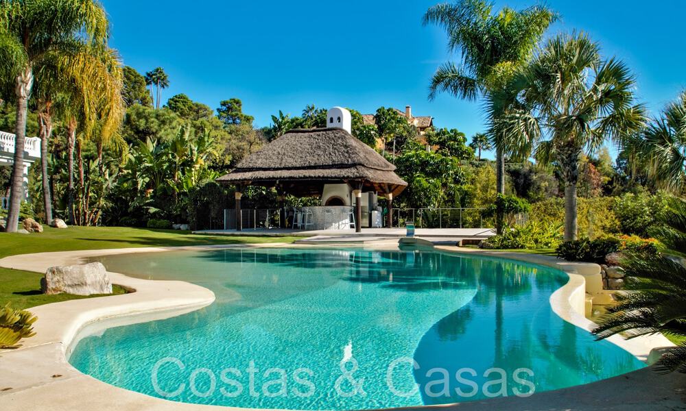 Villa clásica mediterránea con impresionantes vistas al mar en venta, en el exclusivo complejo La Zagaleta en Benahavis - Marbella 69741