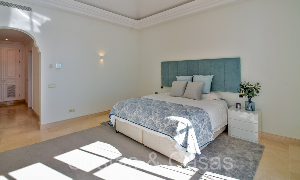 Villa clásica mediterránea con impresionantes vistas al mar en venta, en el exclusivo complejo La Zagaleta en Benahavis - Marbella 69757