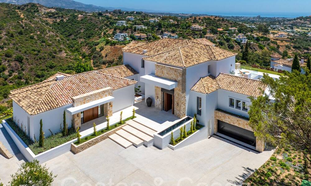 Villa de nueva construcción de estilo mediterráneo provenzal en venta en una urbanización cerrada en Marbella - Benahavis 69884