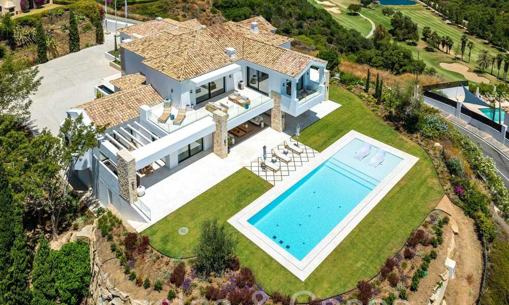 Villa de nueva construcción de estilo mediterráneo provenzal en venta en una urbanización cerrada en Marbella - Benahavis 69885