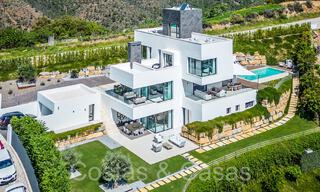 Villa de lujo lista para entrar a vivir con vistas panorámicas en venta en una comunidad cerrada de Benahavis - Marbella 70029 