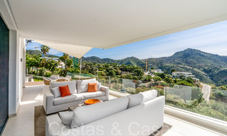 Villa de lujo lista para entrar a vivir con vistas panorámicas en venta en una comunidad cerrada de Benahavis - Marbella 70057 