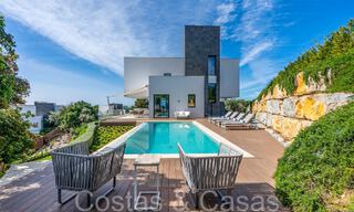 Villa de lujo lista para entrar a vivir con vistas panorámicas en venta en una comunidad cerrada de Benahavis - Marbella 70062 