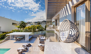 Villa modernista de nueva construcción sobre plano en venta con vistas panorámicas al mar en Mijas, Costa del Sol 70138 