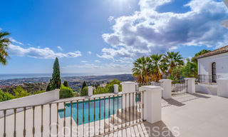 Sublime villa de lujo mediterránea con vistas panorámicas al mar en venta en El Madroñal, Marbella - Benahavis 70385 