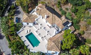 Sublime villa de lujo mediterránea con vistas panorámicas al mar en venta en El Madroñal, Marbella - Benahavis 70386 