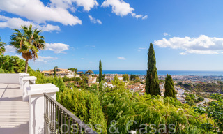 Sublime villa de lujo mediterránea con vistas panorámicas al mar en venta en El Madroñal, Marbella - Benahavis 70392 