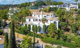 Sublime villa de lujo mediterránea con vistas panorámicas al mar en venta en El Madroñal, Marbella - Benahavis 70393 