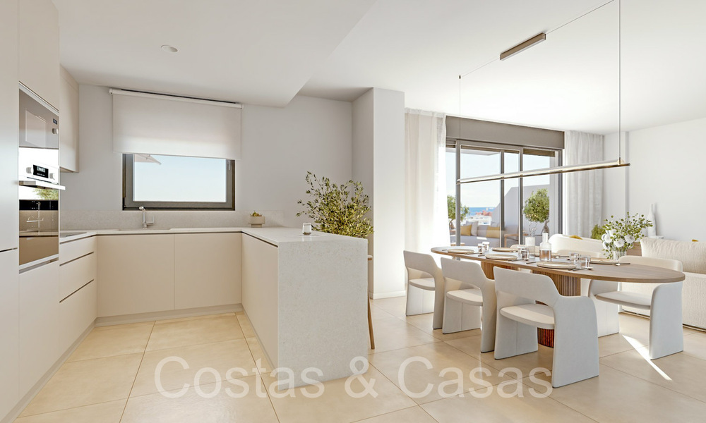 Nuevo en el mercado. Apartamentos elegantes en venta, a poca distancia de la playa y de los servicios del centro de Estepona 70902