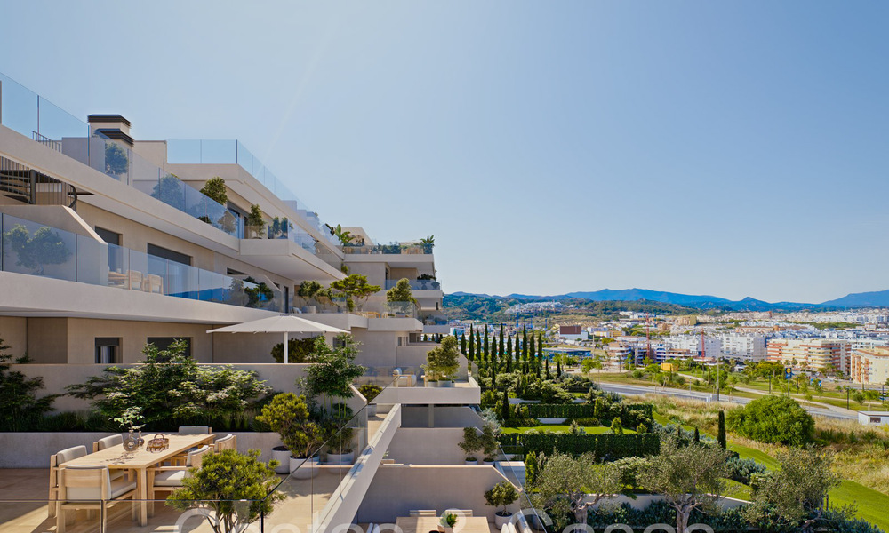 Nuevo en el mercado. Apartamentos elegantes en venta, a poca distancia de la playa y de los servicios del centro de Estepona 70906