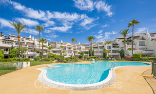 Se vende apartamento en planta baja completamente reformado, en un complejo de playa en la Nueva Milla de Oro entre Marbella y Estepona 71289 