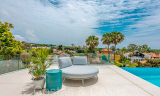 Villa nueva y lista para entrar a vivir, en venta de estilo moderno con vistas al mar, cerca de la playa al este de Marbella centro 71433 